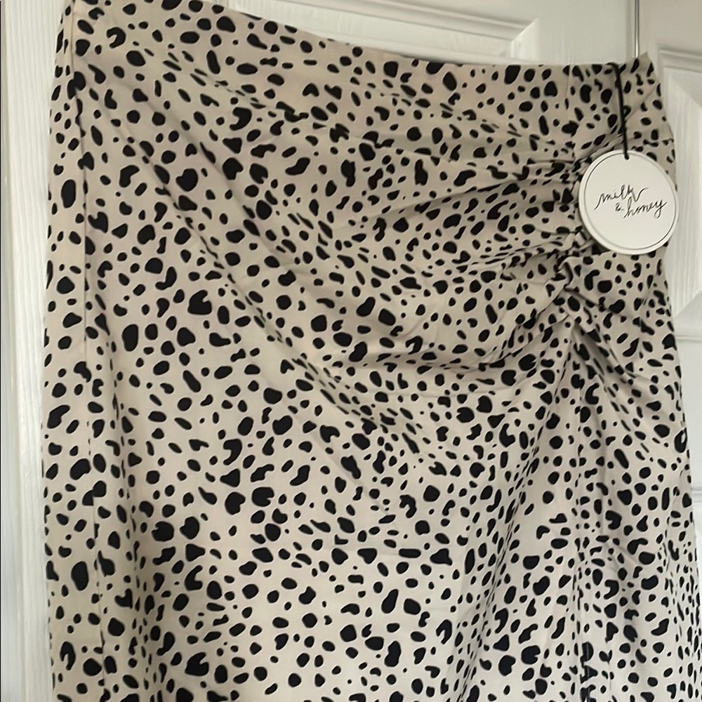 Beige Leopard Print Skirt